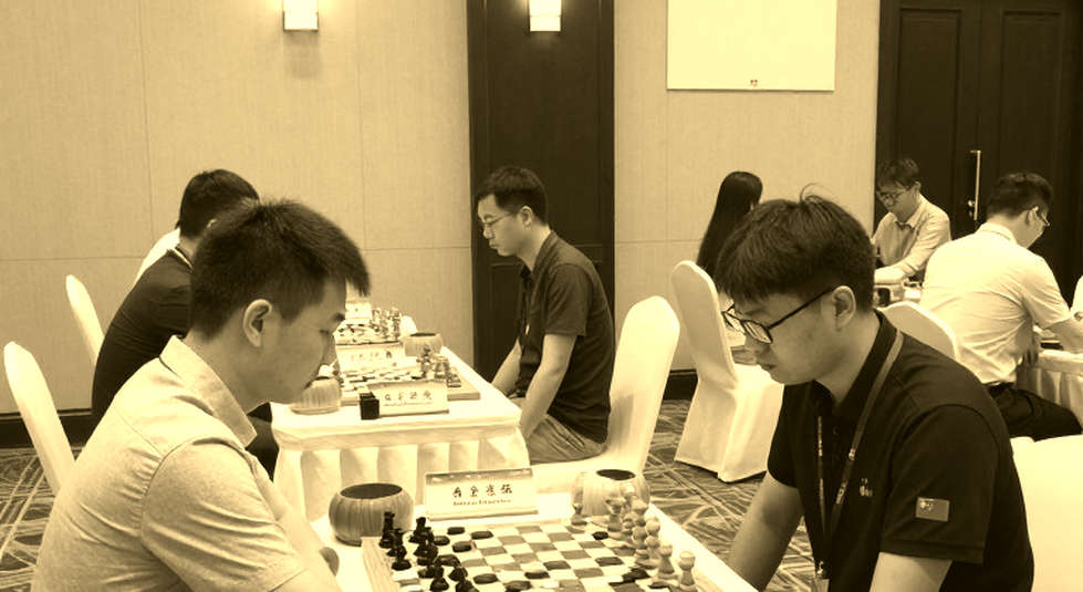 ChessBase मैगज़ीन #225: 27 मिनिएचर, चार एनोटेटर और एक गायब तारीख़